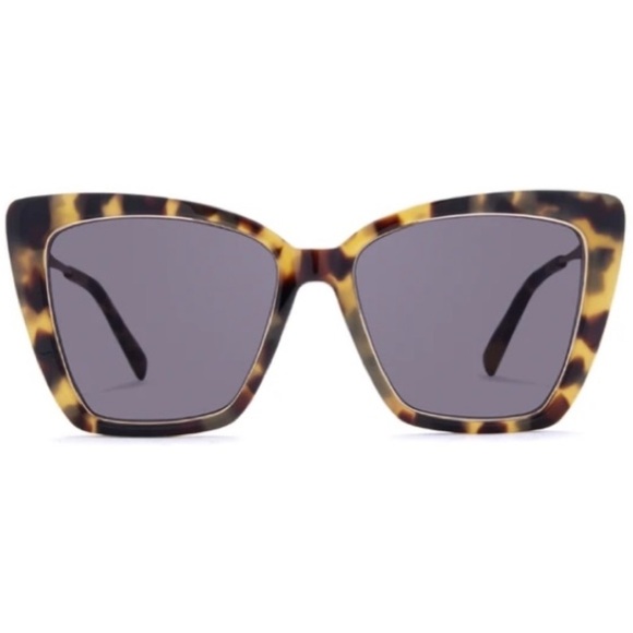 DIFF Becky IV Sunglasses Hazel Tortoise Grey Lens Cat Eye NWT main image 6